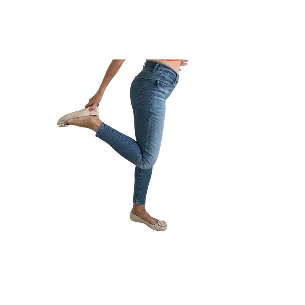 Lucky Brand Skinny Jeans - Size 27, Stretch Fit, Button Fly, Great Condition